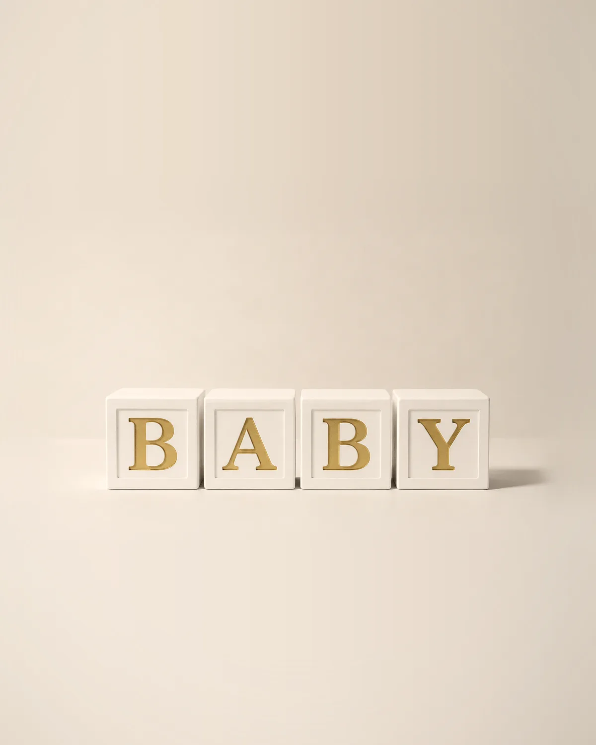 Cubos "BABY" blancos con letras doradas
