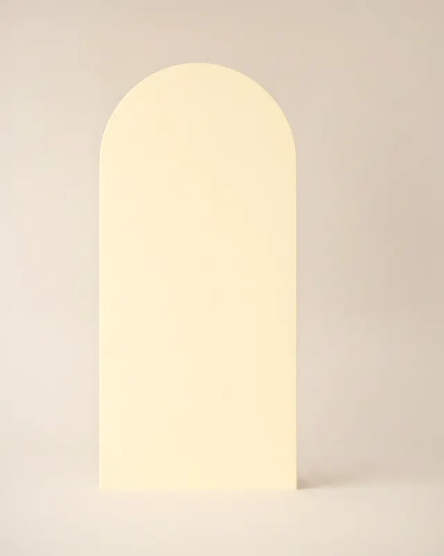 Fondo arco grande amarillo pollito