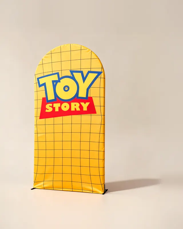 Fondo arco pequeño Toy Story